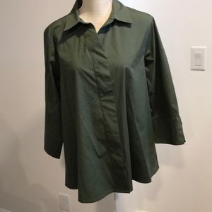 Martha Stewart green poplin stretch shirt M